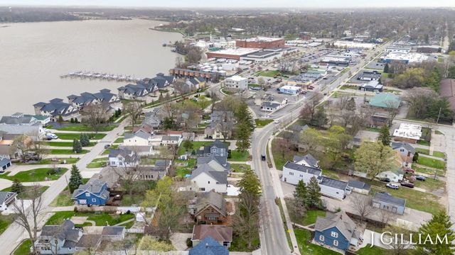 587 S Shore Drive, Holland, MI 49423