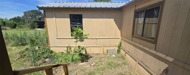 148 Whispering Oaks, Mineral Wells, TX 76067