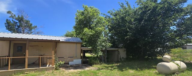148 Whispering Oaks, Mineral Wells, TX 76067