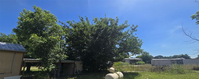 148 Whispering Oaks, Mineral Wells, TX 76067