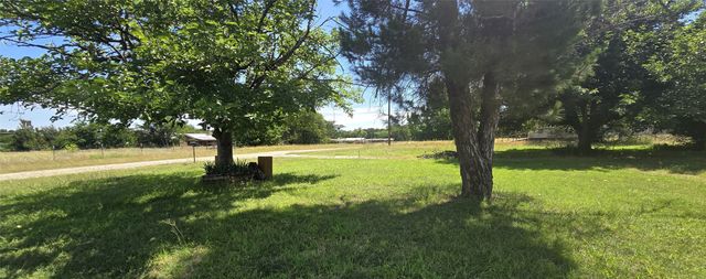 148 Whispering Oaks, Mineral Wells, TX 76067