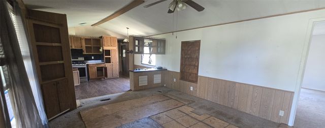 148 Whispering Oaks, Mineral Wells, TX 76067
