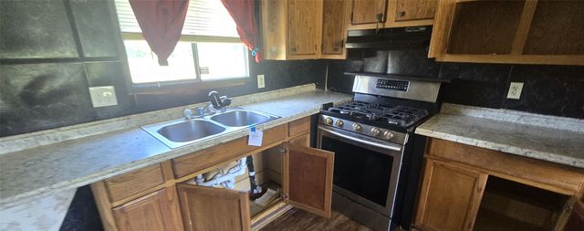 148 Whispering Oaks, Mineral Wells, TX 76067