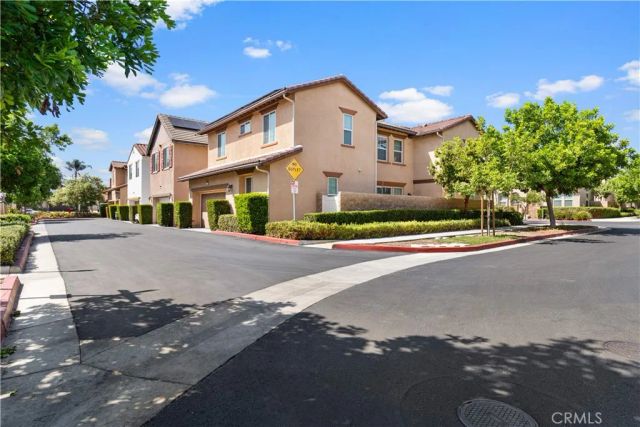 6919 Ivy, Chino, CA 91710