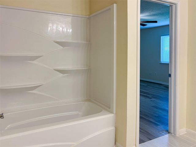 29219 Waltham St, Spring, TX 77386