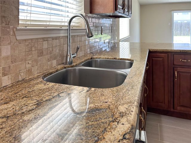 29219 Waltham St, Spring, TX 77386