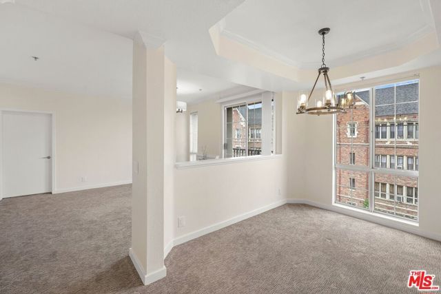 585 N Rossmore Avenue 501, Los Angeles, CA 90004