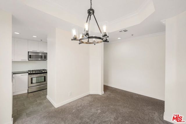 585 N Rossmore Avenue 501, Los Angeles, CA 90004