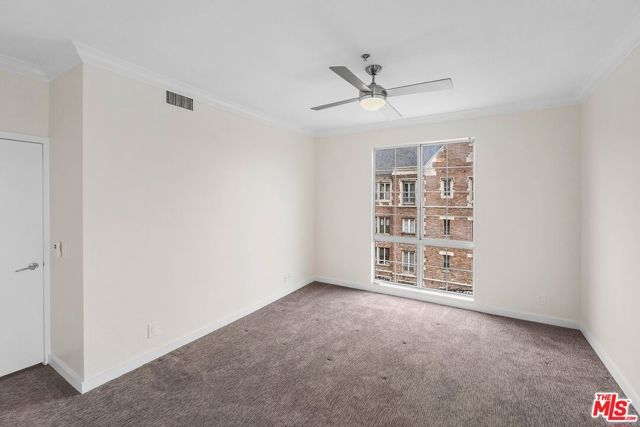 585 N Rossmore Avenue 501, Los Angeles, CA 90004