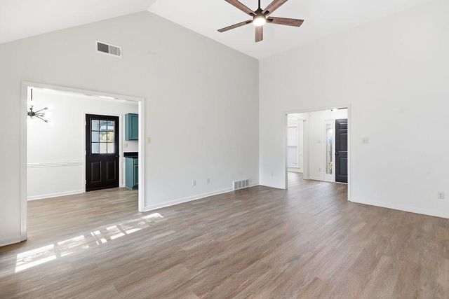 862 RADIANCE DR, Memphis, TN 38018