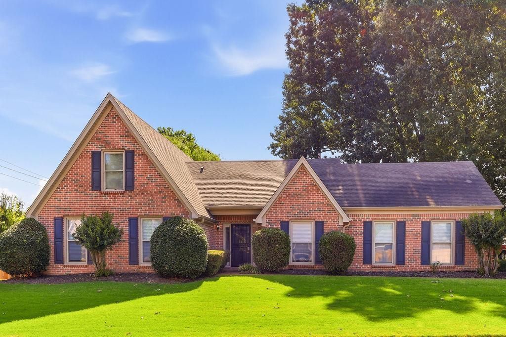 862 RADIANCE DR, Memphis, TN 38018