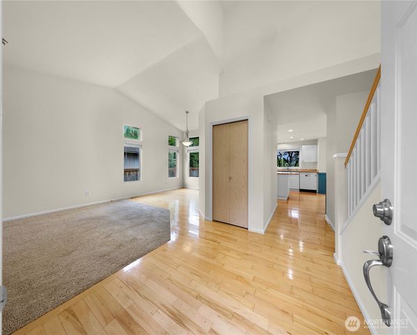 7015 76th Drive NE, Marysville, WA 98270