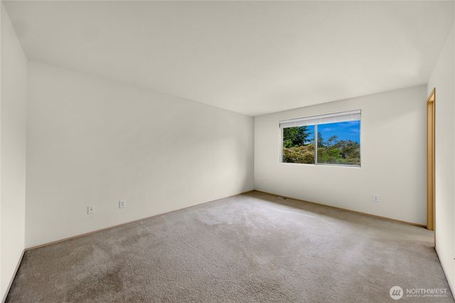 7015 76th Drive NE, Marysville, WA 98270