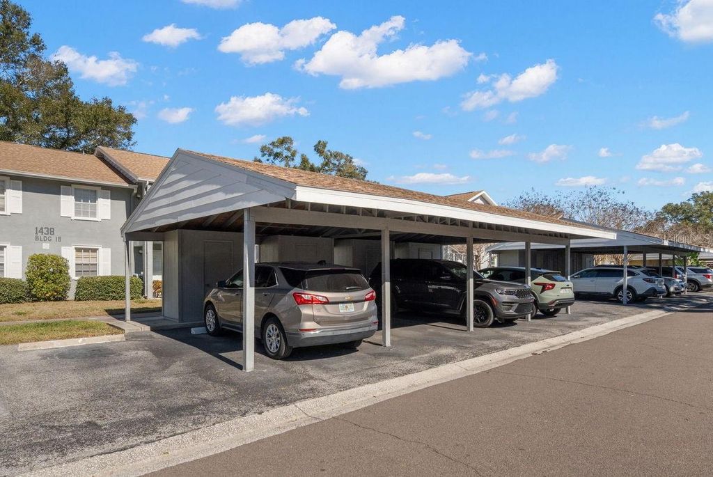 Image 31 of property listing at 1438 MILLSTREAM LANE 203, Dunedin, FL 34698