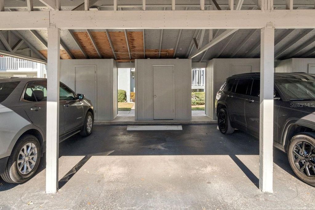 Image 32 of property listing at 1438 MILLSTREAM LANE 203, Dunedin, FL 34698