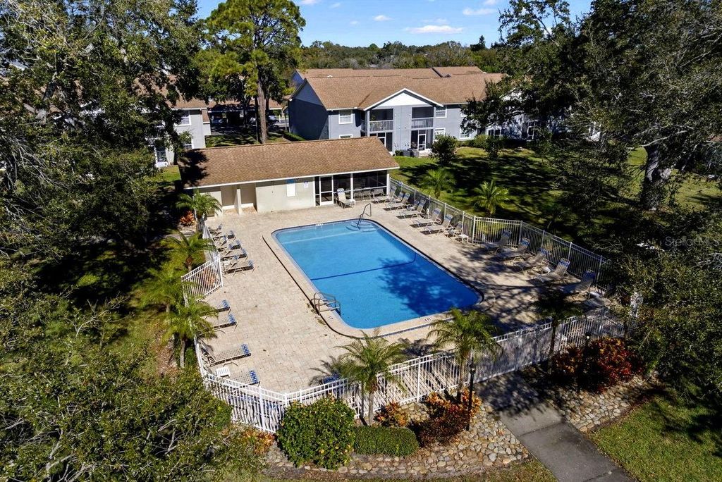 Image 43 of property listing at 1438 MILLSTREAM LANE 203, Dunedin, FL 34698