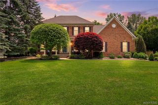 6275 Gott Creek, Clarence, NY 14051