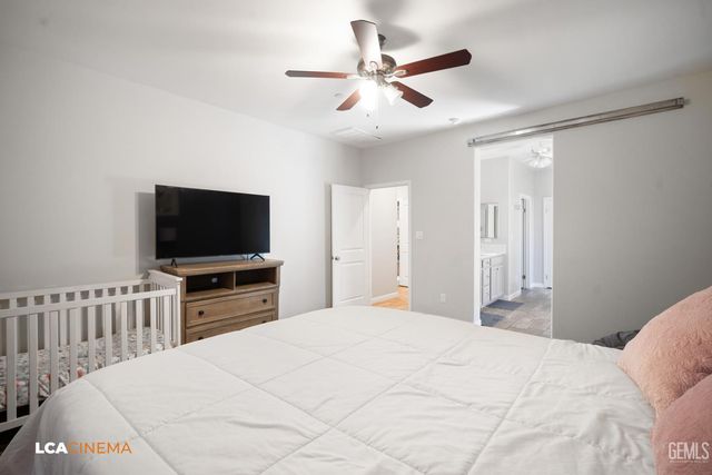 9909 Evansburg, Bakersfield, CA 93311