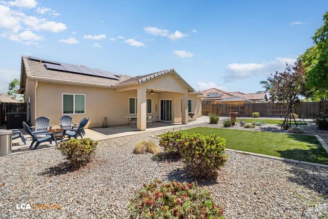 9909 Evansburg, Bakersfield, CA 93311