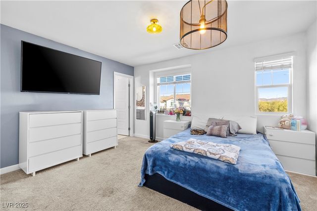 302 Bay Village Place, Henderson, NV 89011