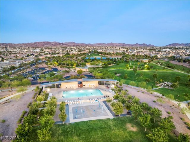 302 Bay Village Place, Henderson, NV 89011