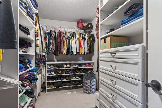 905 NE 28th Street, Ankeny, IA 50021