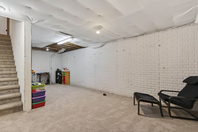 905 NE 28th Street, Ankeny, IA 50021