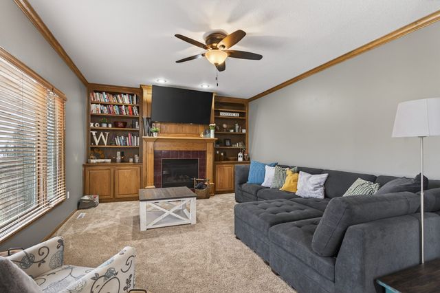 905 NE 28th Street, Ankeny, IA 50021