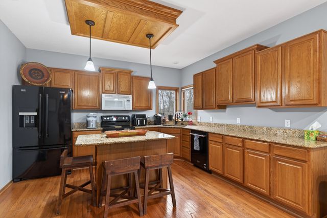 905 NE 28th Street, Ankeny, IA 50021