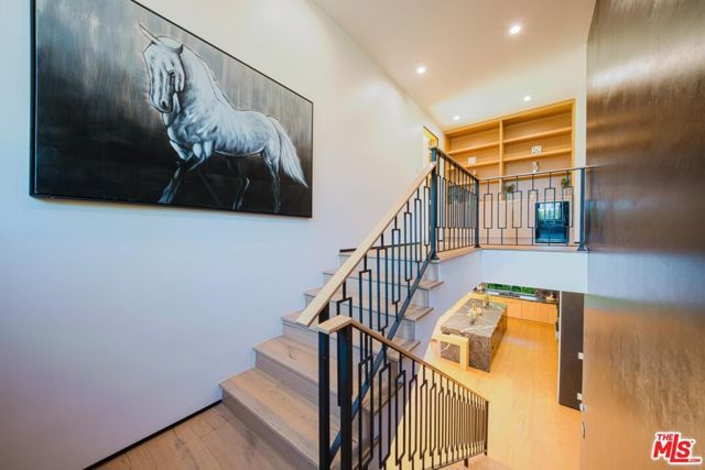 5141 Varna Avenue, Sherman Oaks, CA 91423