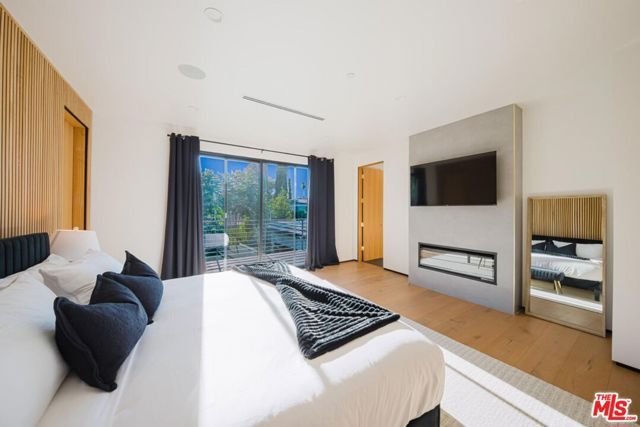 5141 Varna Avenue, Sherman Oaks, CA 91423