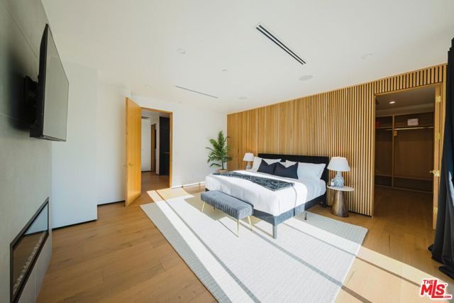 5141 Varna Avenue, Sherman Oaks, CA 91423