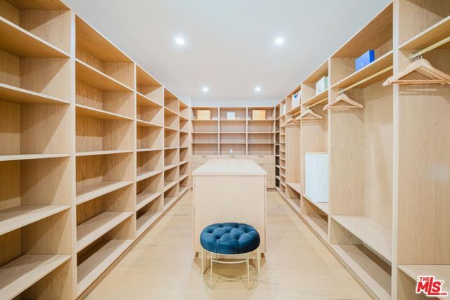 5141 Varna Avenue, Sherman Oaks, CA 91423