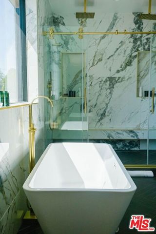 5141 Varna Avenue, Sherman Oaks, CA 91423