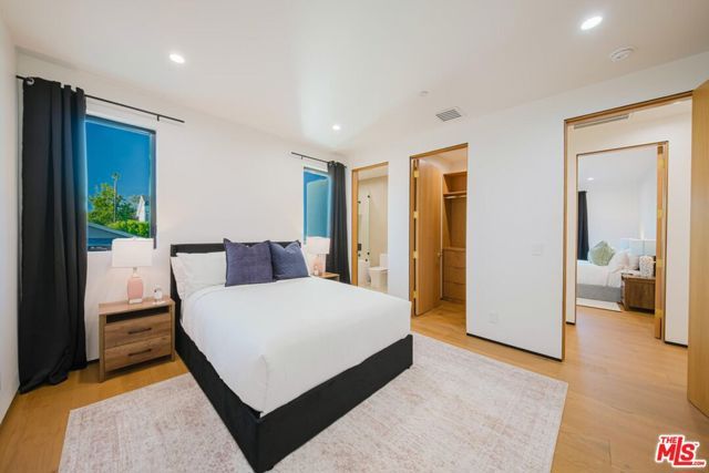 5141 Varna Avenue, Sherman Oaks, CA 91423