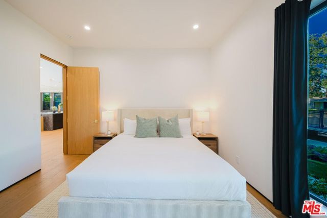 5141 Varna Avenue, Sherman Oaks, CA 91423