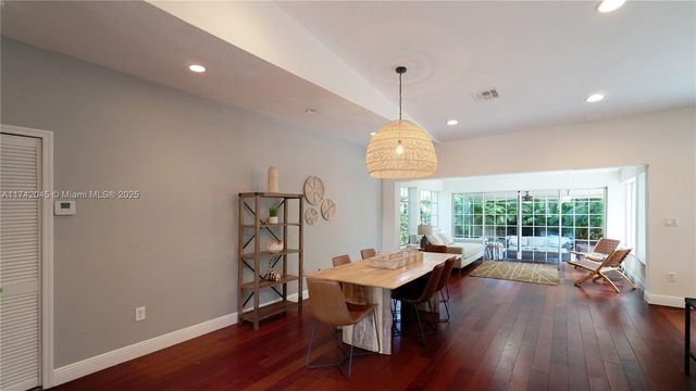 691 Ridgewood Rd, Key Biscayne, FL 33149