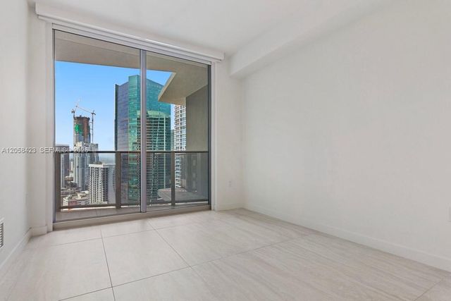77 SE 5th Street 3902, Miami, FL 33131