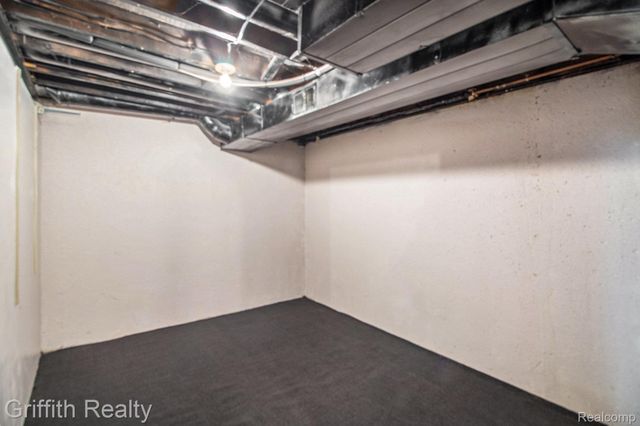 229 Lake Village Drive, Walled Lake, MI 48390