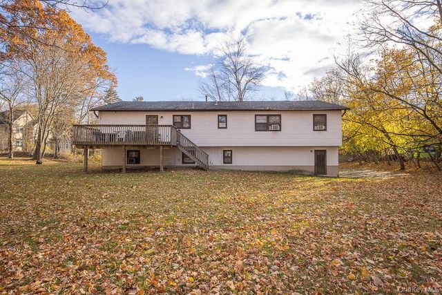 17 Parker Boulevard, Monsey, NY 10952
