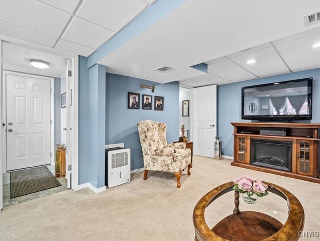 607 Birchwood Drive, Oneida, NY 13421