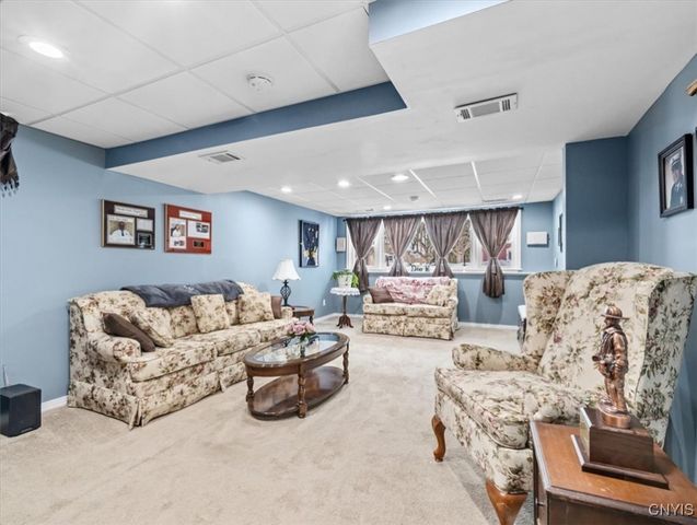 607 Birchwood Drive, Oneida, NY 13421