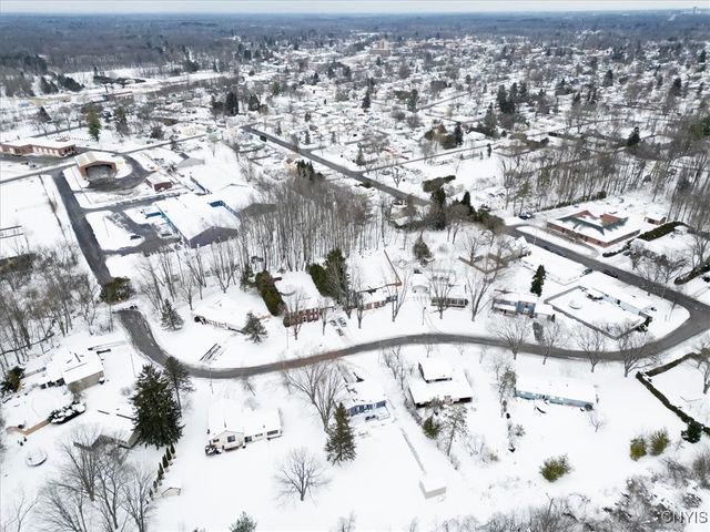 607 Birchwood Drive, Oneida, NY 13421