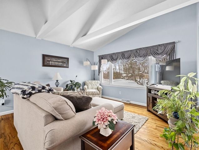 607 Birchwood Drive, Oneida, NY 13421