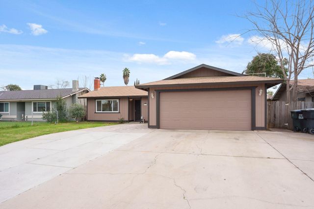 237 E Modoc Avenue, Visalia, CA 93291