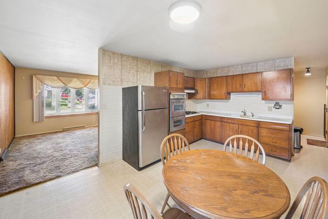 831 Essex Lane, Michigan City, IN 46360