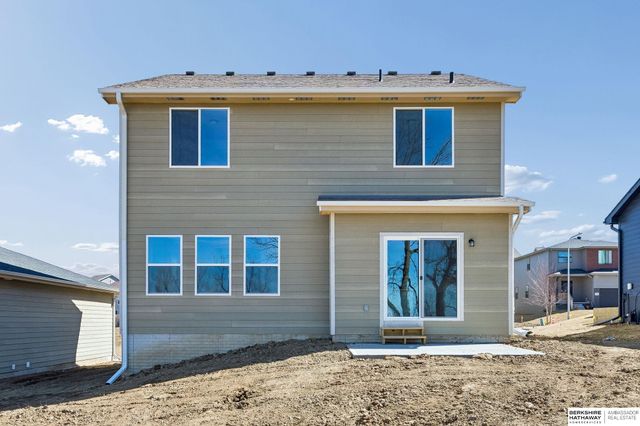 7716 N 116th Avenue, Omaha, NE 68142
