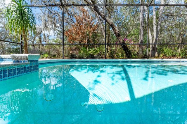 5703 EAGLEPOINT PLACE, Lithia, FL 33547