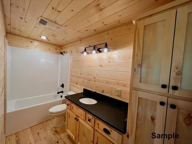 189 Hideout Lane, Murphy, NC 28906
