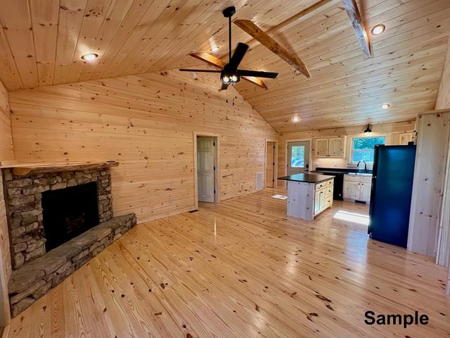 189 Hideout Lane, Murphy, NC 28906